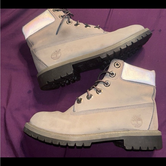 Timberland 6-inch Premium boot style, Youth Size 4